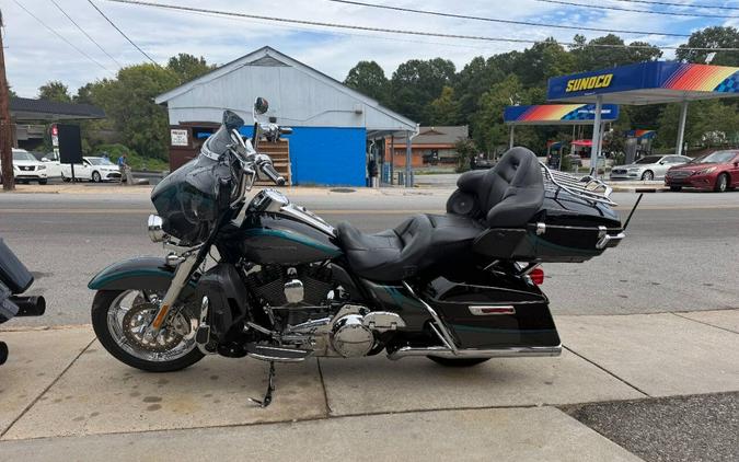 2015 Harley-Davidson CVO Ultra Limited FLHTKSE