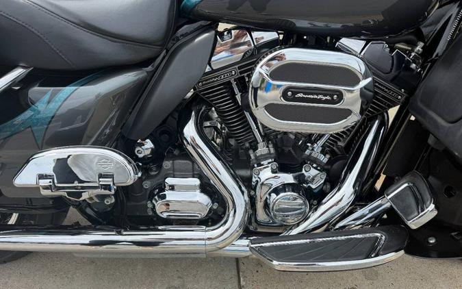 2015 Harley-Davidson CVO Ultra Limited FLHTKSE