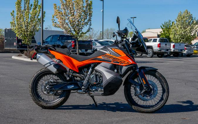 2022 KTM 890 Adventure