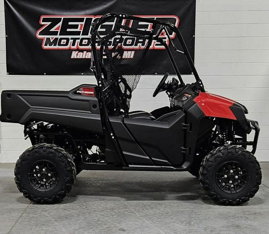 2025 Honda® Pioneer 700 Deluxe