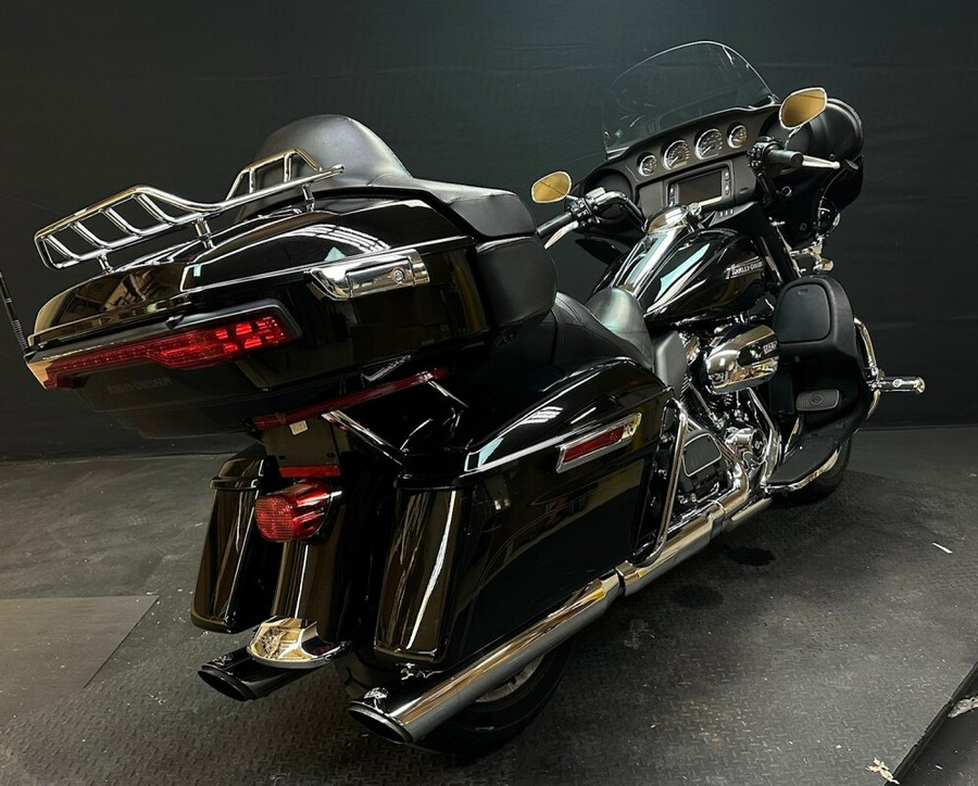 Harley-Davidson Electra Glide Ultra Classic 2018 FLHTCU BLACK