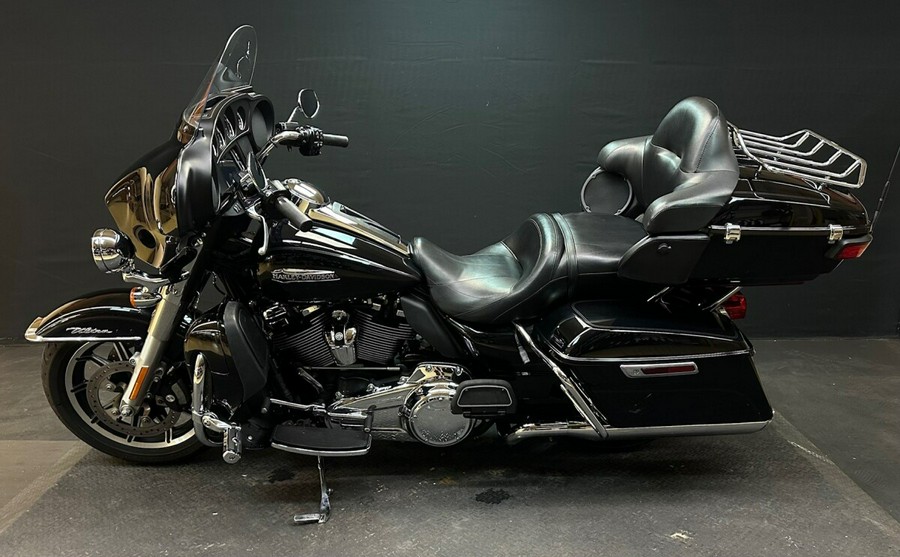 Harley-Davidson Electra Glide Ultra Classic 2018 FLHTCU BLACK
