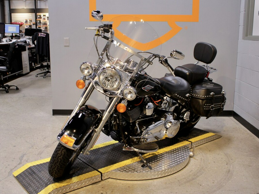Used 2015 Harley-Davidson Heritage Softail Classic FLSTC Motorcycle For Sale In Columbus, OH