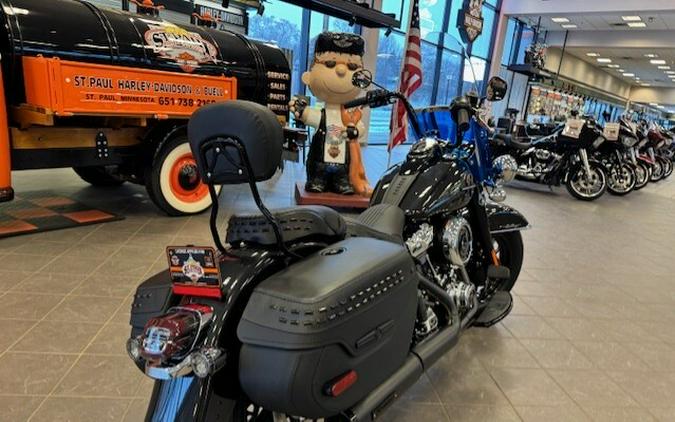 2026 Harley Davidson Accessorized Enthusiast Heritage Classic FLHC