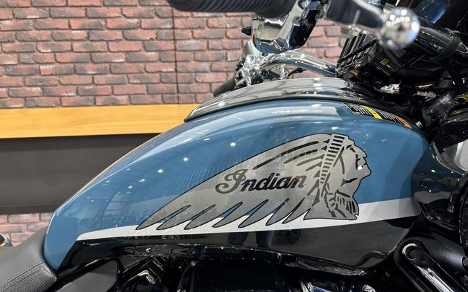 2026 Indian Motorcycle® Challenger® Limited 112 w/PowerBand Audio Storm Blue with Black Metallic