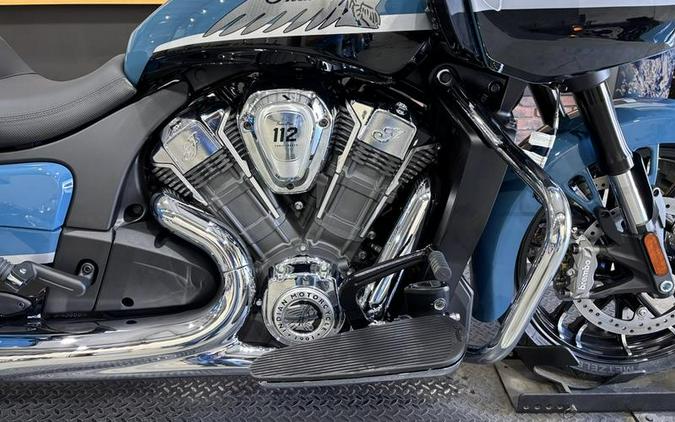 2026 Indian Motorcycle® Challenger® Limited 112 w/PowerBand Audio Storm Blue with Black Metallic