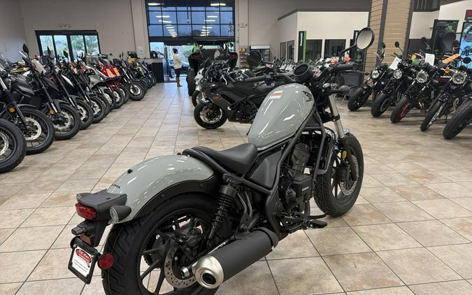 2026 Honda REBEL 300 E-CLUTCH