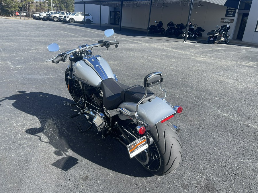 2023 Harley-Davidson Breakout®