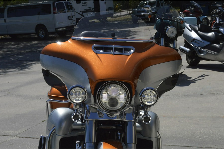 2014 Harley-Davidson® FLHTK Electra Glide® Ultra Limited - Custom Color