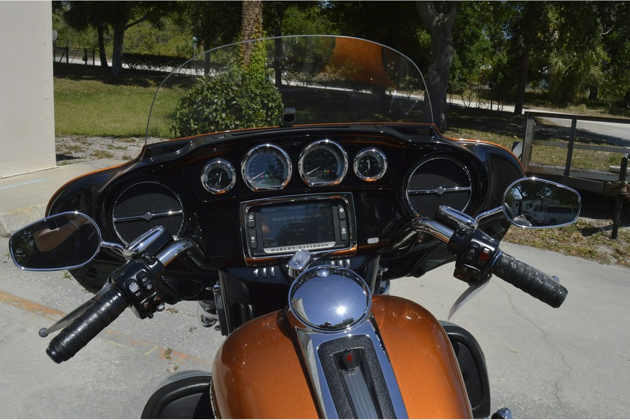 2014 Harley-Davidson® FLHTK Electra Glide® Ultra Limited - Custom Color