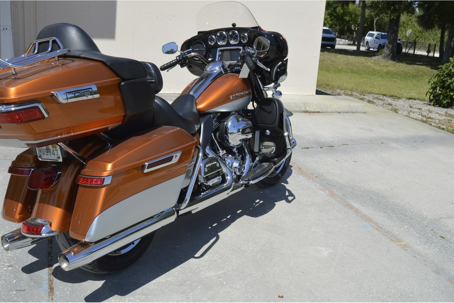 2014 Harley-Davidson® FLHTK Electra Glide® Ultra Limited - Custom Color