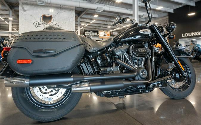 2024 Harley-Davidson Softail FLHCS - Heritage Classic