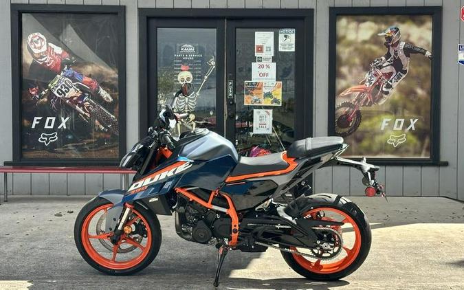 2025 KTM DUKE 390