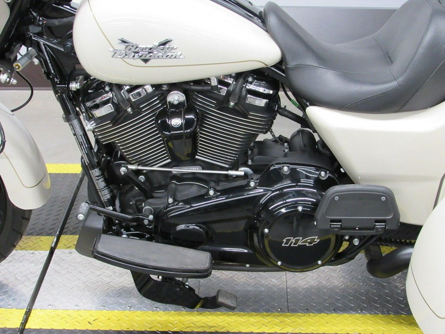 2023 Harley-Davidson® FLRT - Freewheeler®