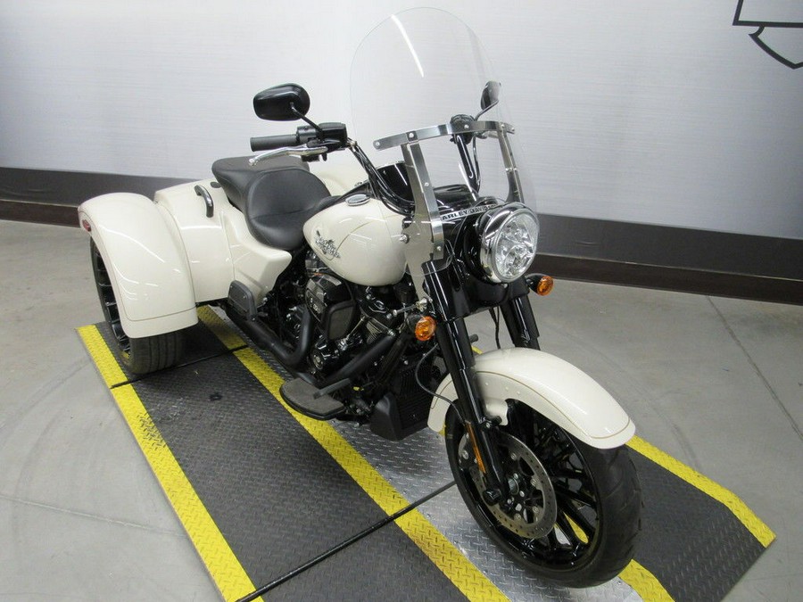 2023 Harley-Davidson® FLRT - Freewheeler®