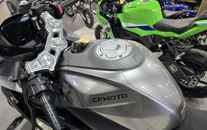 2026 CFMOTO 300 SS