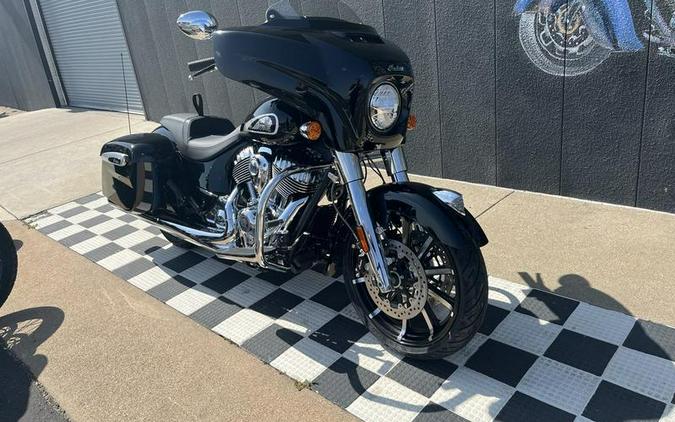 2023 Indian Motorcycle® Chieftain® Limited Black Metallic