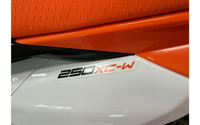 2024 KTM 250 XC-W