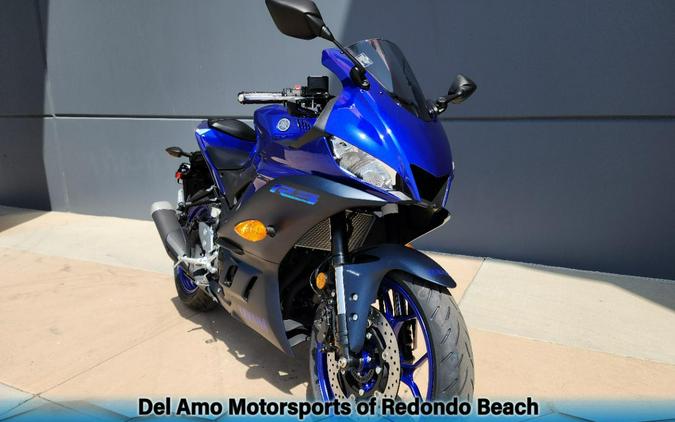 2024 Yamaha YZF-R3 ABS