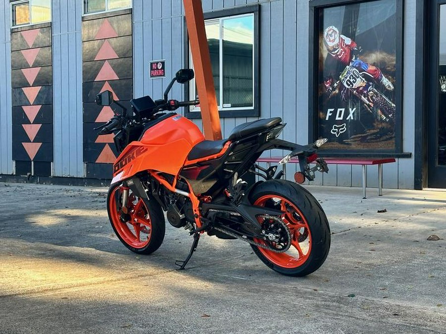 2025 KTM DUKE 390