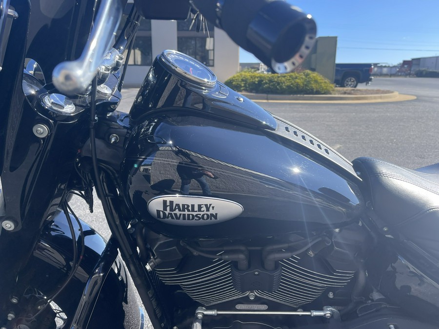 2023 Harley-Davidson Heritage Classic 114