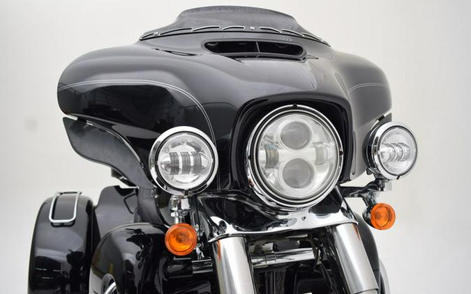 2014 Harley-Davidson FLHTCUTG - Tri Glide Ultra