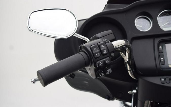 2014 Harley-Davidson FLHTCUTG - Tri Glide Ultra
