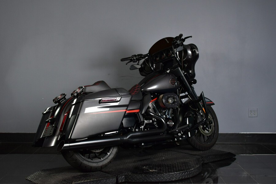 2018 Harley-Davidson CVO Street Glide