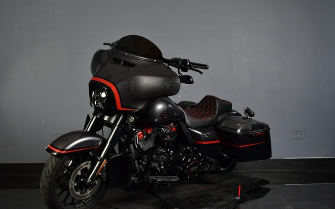 2018 Harley-Davidson CVO Street Glide