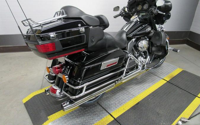 2012 Harley-Davidson® FLHTCU - Electra Glide® Ultra Classic