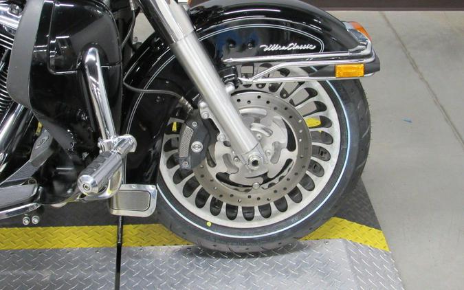 2012 Harley-Davidson® FLHTCU - Electra Glide® Ultra Classic