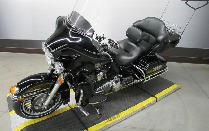 2012 Harley-Davidson® FLHTCU - Electra Glide® Ultra Classic