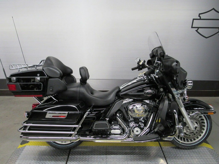 2012 Harley-Davidson® FLHTCU - Electra Glide® Ultra Classic
