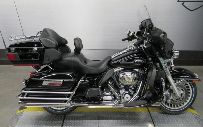 2012 Harley-Davidson® FLHTCU - Electra Glide® Ultra Classic