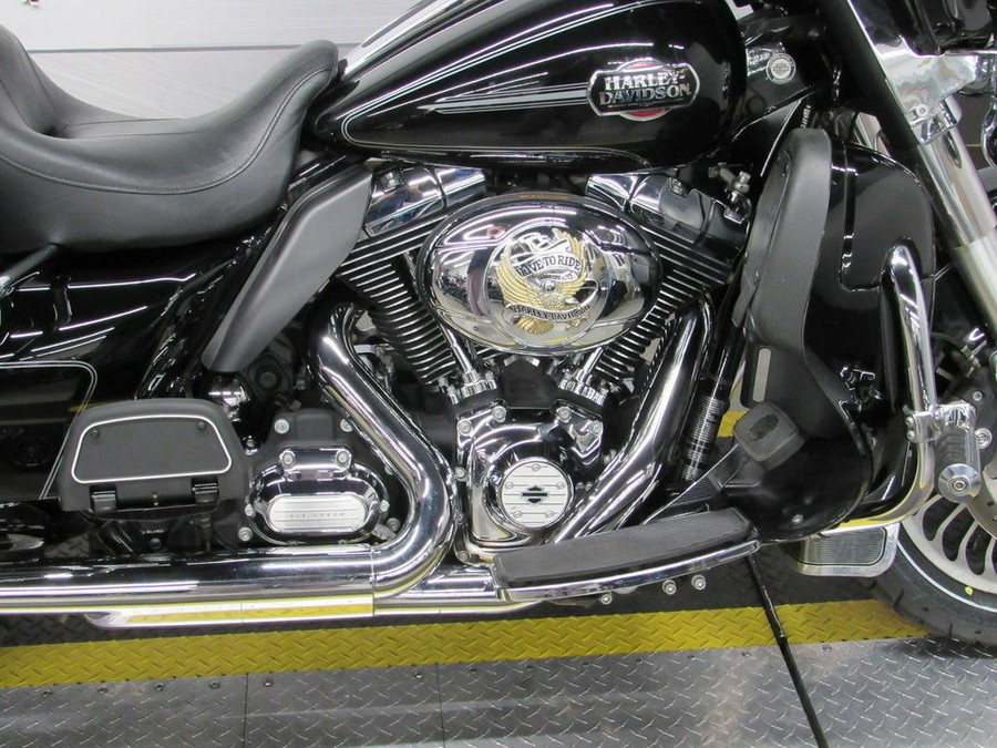 2012 Harley-Davidson® FLHTCU - Electra Glide® Ultra Classic