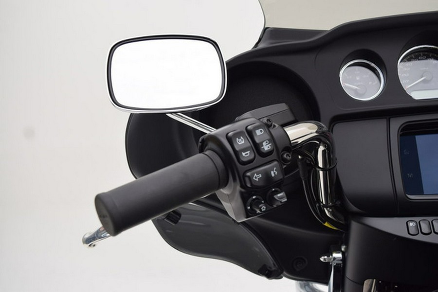 2019 Harley-Davidson FLHTCUTG - Tri Glide Ultra