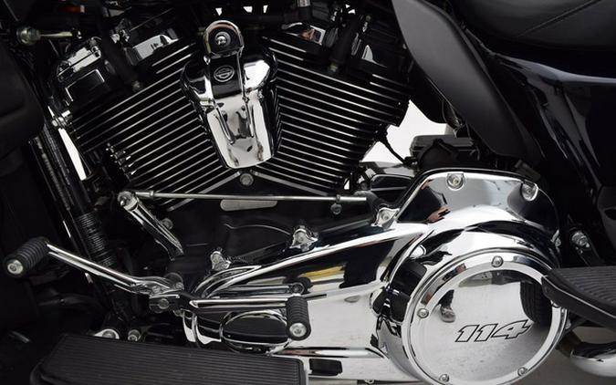 2019 Harley-Davidson FLHTCUTG - Tri Glide Ultra