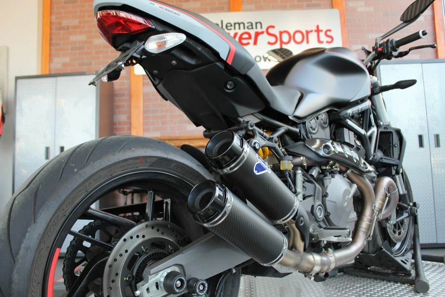 2021 Ducati Monster Stealth