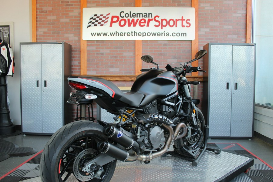 2021 Ducati Monster Stealth