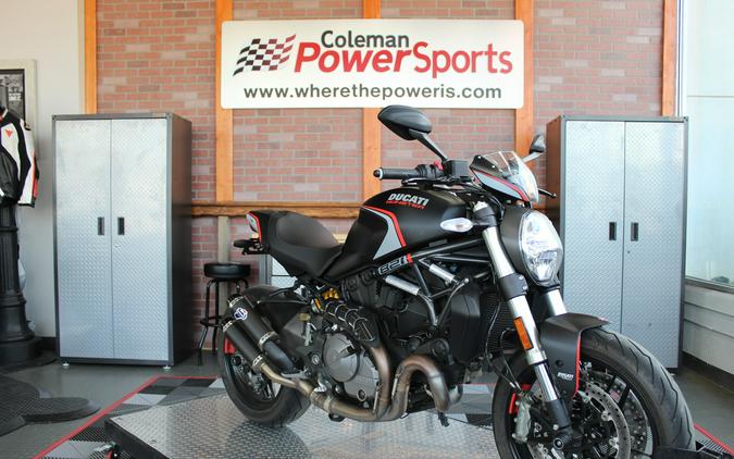 2021 Ducati Monster Stealth