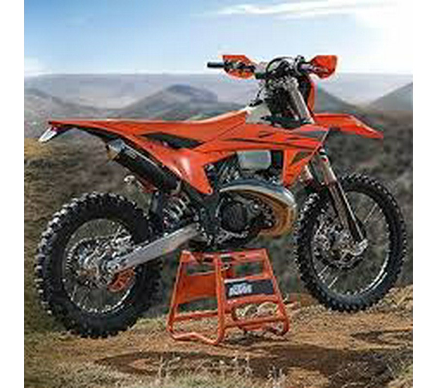 2025 KTM 150 XC-W