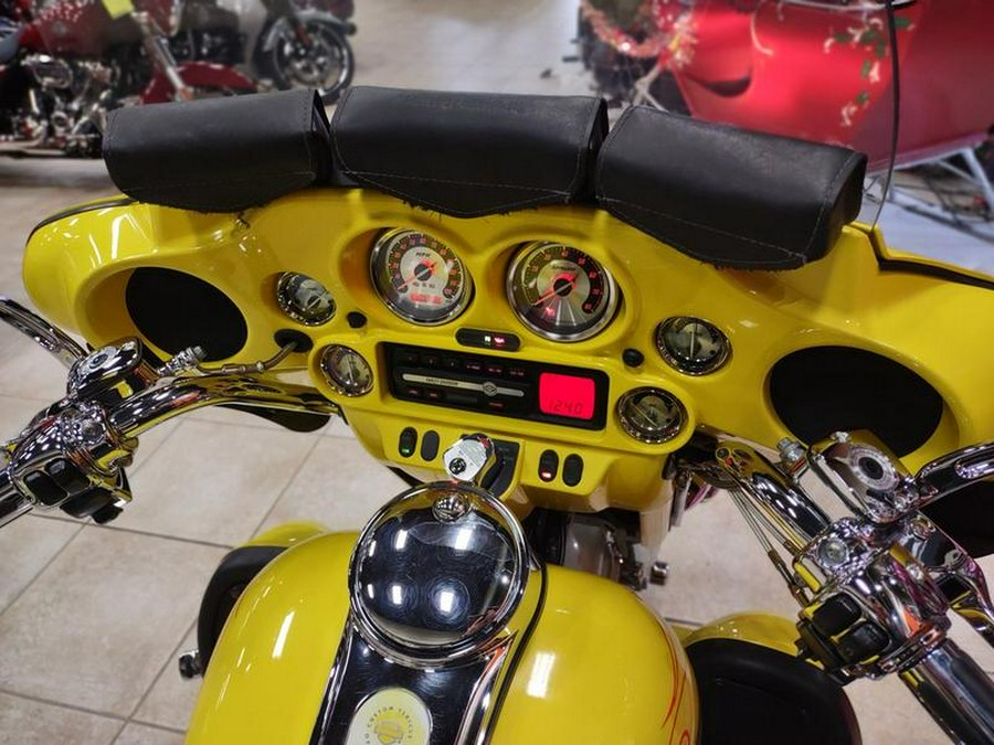 2005 Harley-Davidson FLHTCSE2 Daytona By California Side car