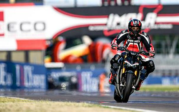 2022 Ducati Streetfighter V4 SP