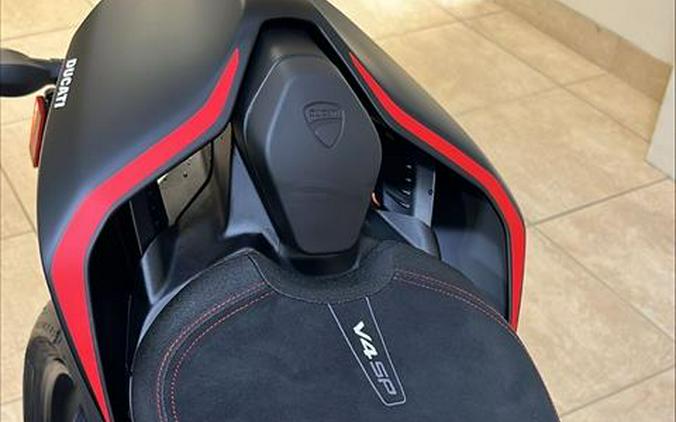 2022 Ducati Streetfighter V4 SP