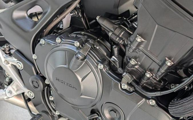 2025 HondaĀ® CB750 Hornet