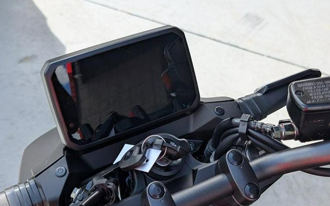 2025 HondaĀ® CB750 Hornet