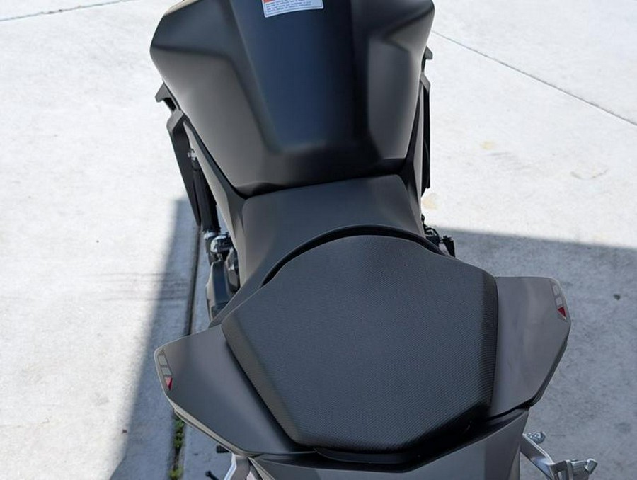 2025 Honda® CB750 Hornet