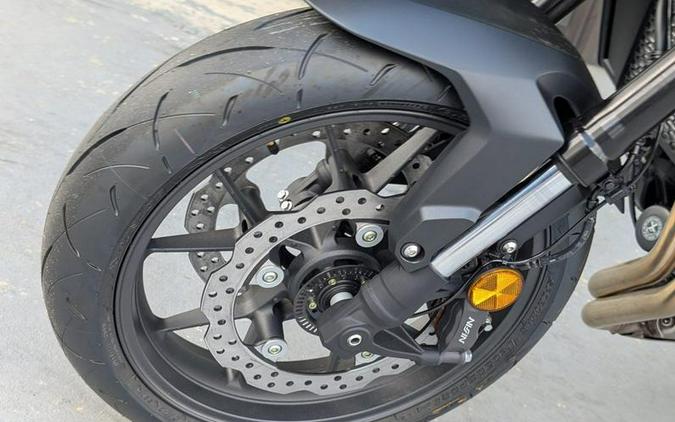 2025 HondaĀ® CB750 Hornet