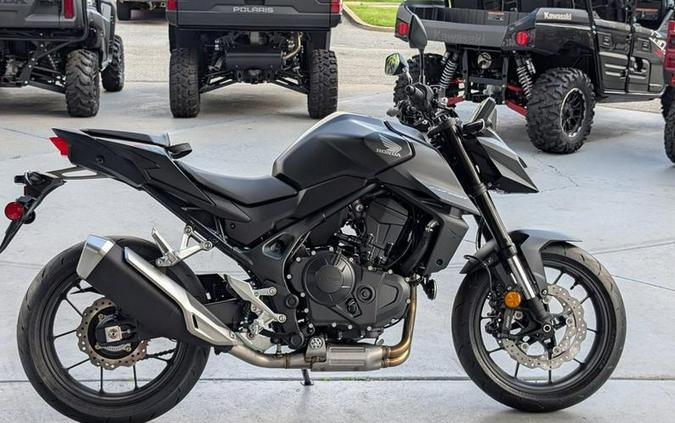 2025 HondaĀ® CB750 Hornet