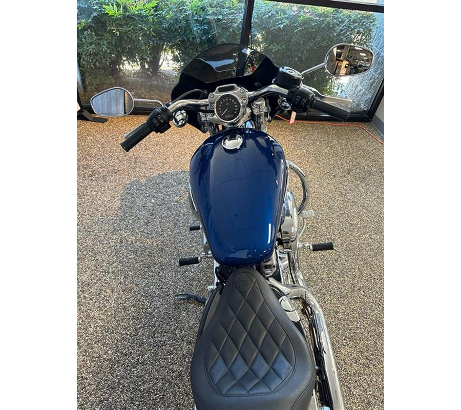 2016 Harley-Davidson 1200 Custom